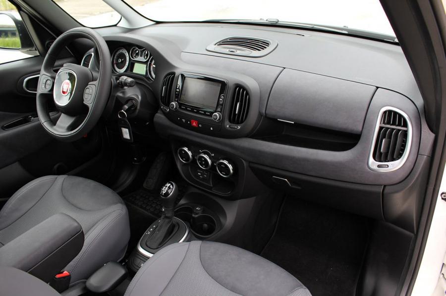  Fiat 500L 2014 года  (фото 110 из 138)